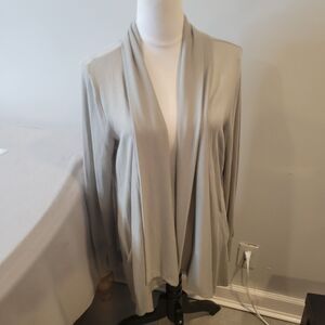 Athleta Pranayama Wrap Cardigan Womens Medium Open Front Thumbhole Gray NWT